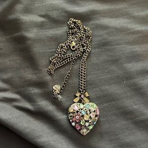 Vintage Betsey Johnson heart necklace